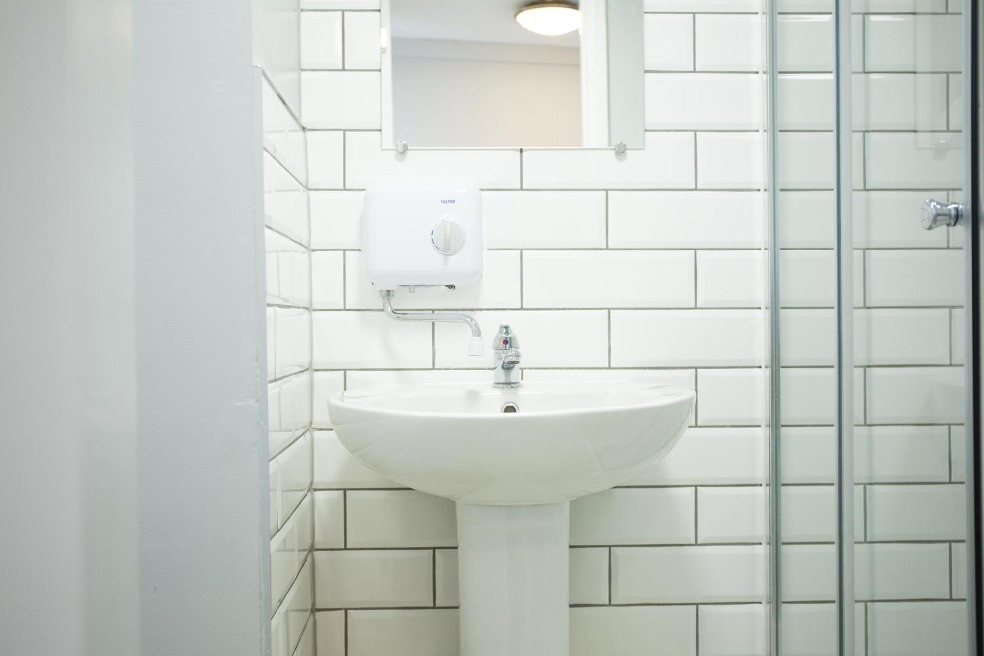 34 Evesham Road - Double Rooms Shottery Bilik gambar