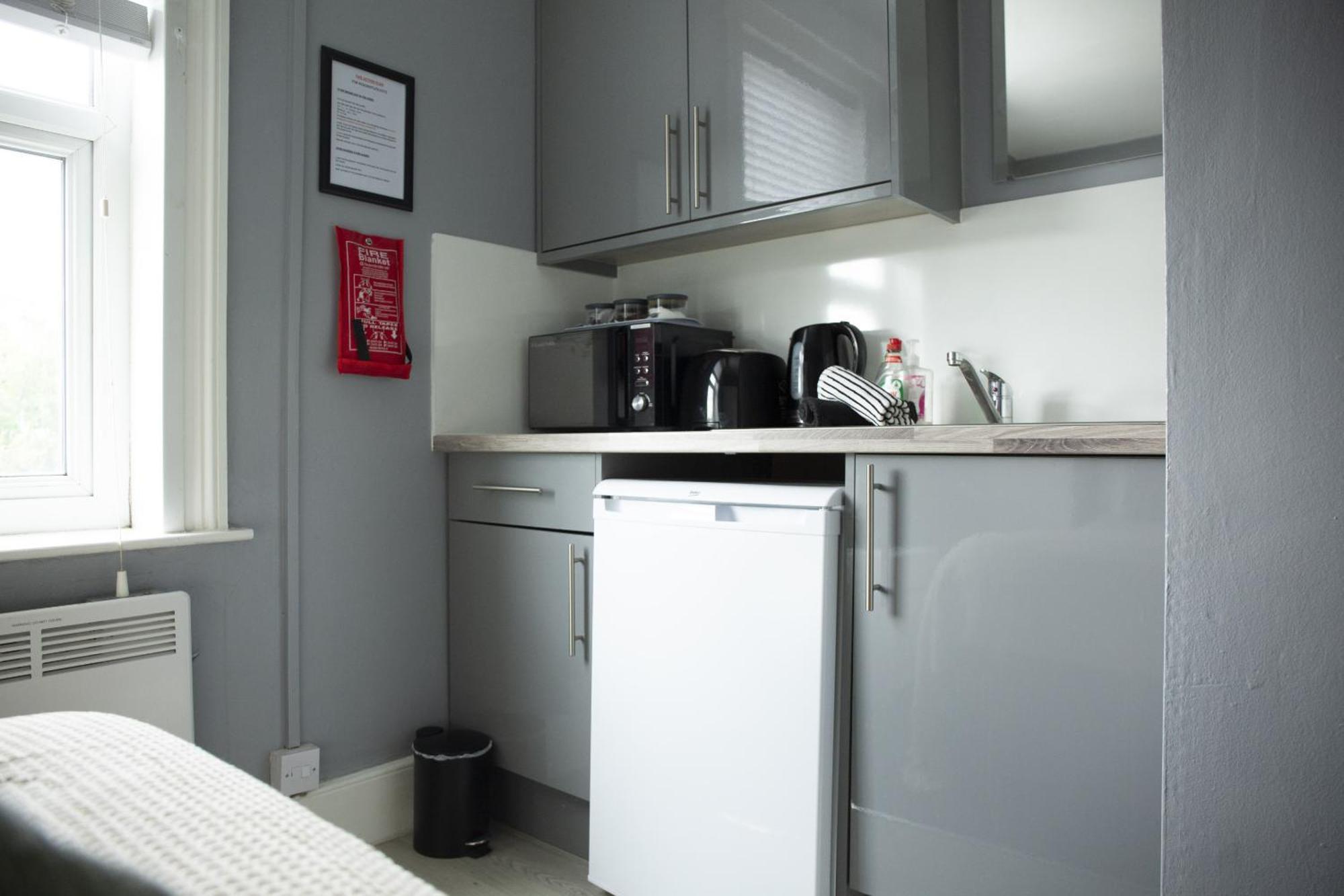 34 Evesham Road - Double Rooms Shottery Bilik gambar